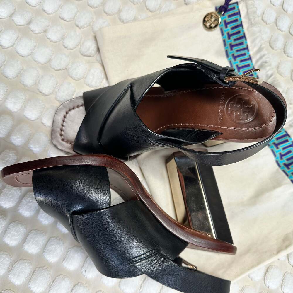Tory Burch Bleeker Wide Cross Strap Black Leather Sandals - Size 5.5 - Picture 3 of 5